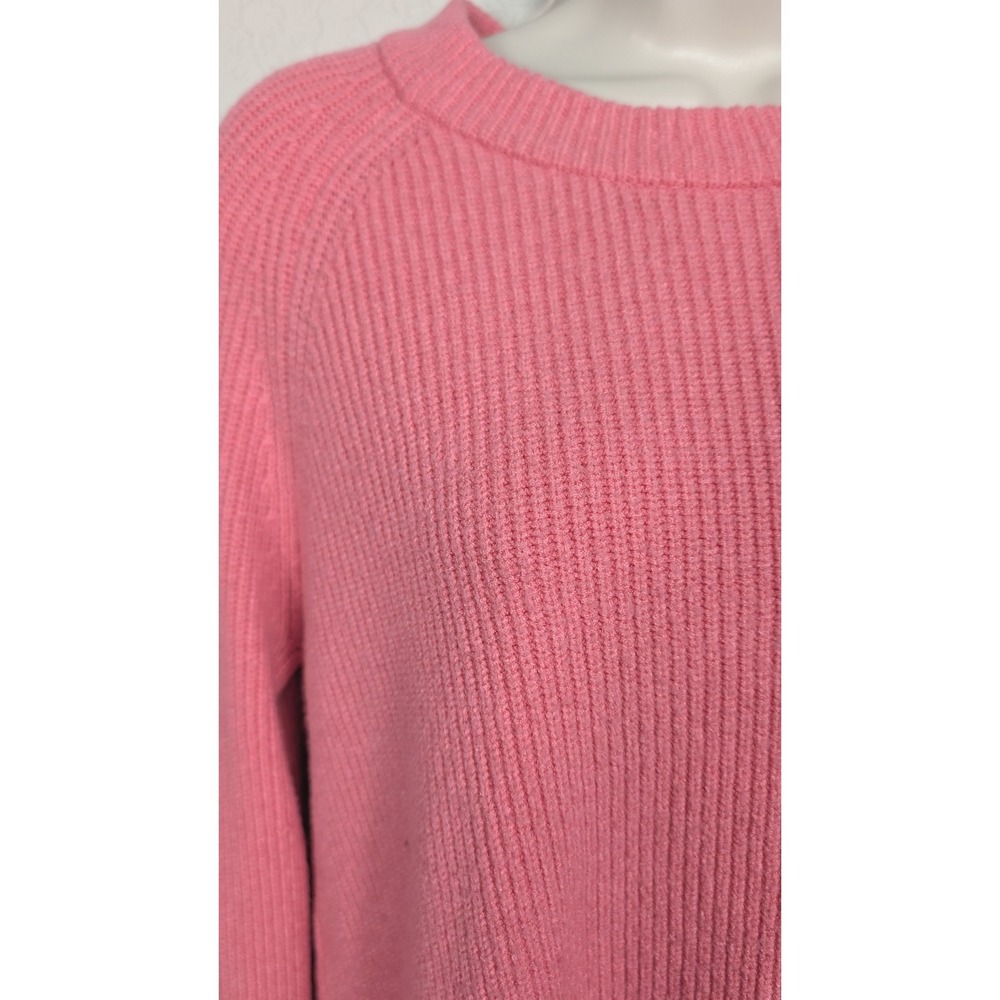 Tahari Pink Knit Sweater‎ Women's Size S Long Sleeve Ribbed Crew Neck Coral - Picture 2 of 8